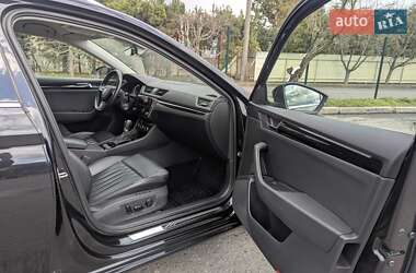 Универсал Skoda Superb 2018 в 