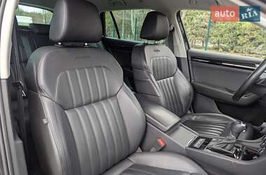 Универсал Skoda Superb 2018 в 