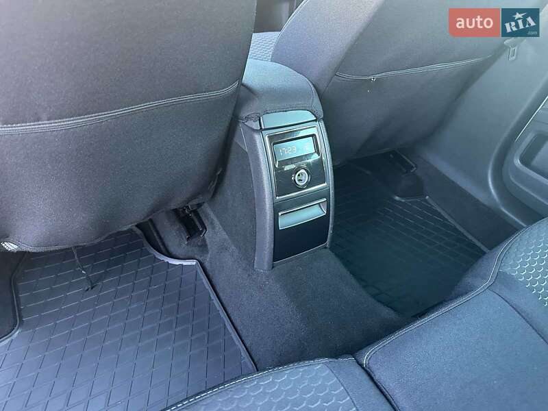Универсал Skoda Superb 2013 в Львове