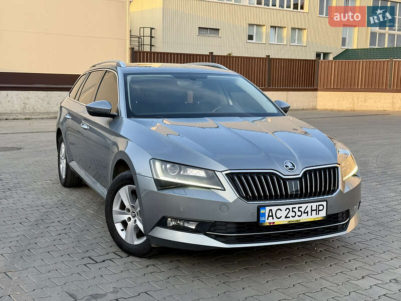 Универсал Skoda Superb 2018 в 