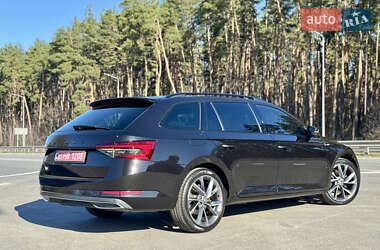 Універсал Skoda Superb 2021 в 