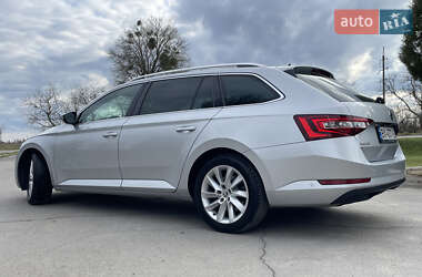 Универсал Skoda Superb 2017 в 