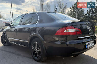 Лифтбек Skoda Superb 2008 в 