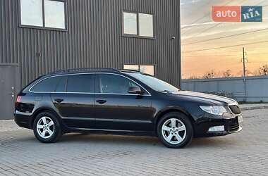 Универсал Skoda Superb 2013 в 