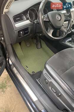 Универсал Skoda Superb 2014 в 