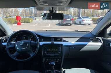 Лифтбек Skoda Superb 2010 в 