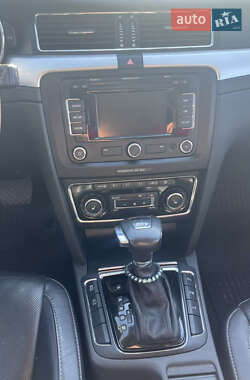 Універсал Skoda Superb 2012 в 