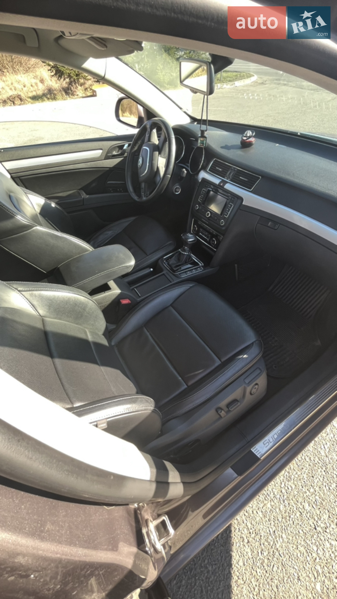 2012 Skoda Superb - мініатюра 17