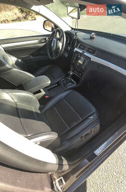 Універсал Skoda Superb 2012 в 
