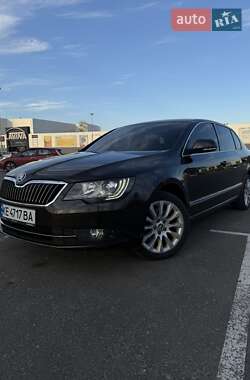 Лифтбек Skoda Superb 2013 в 