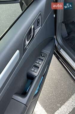 Лифтбек Skoda Superb 2013 в 