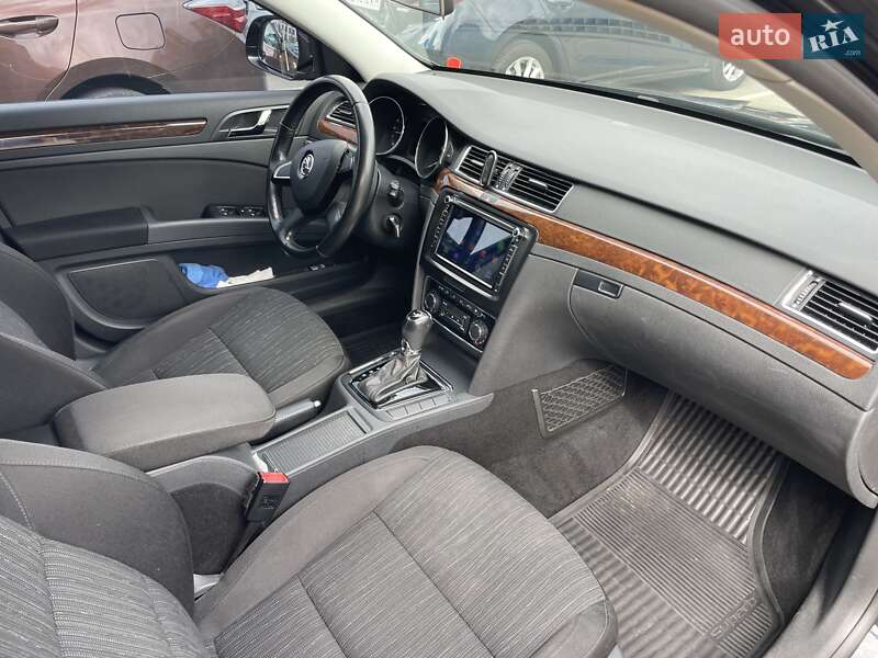 Лифтбек Skoda Superb 2013 в Киеве