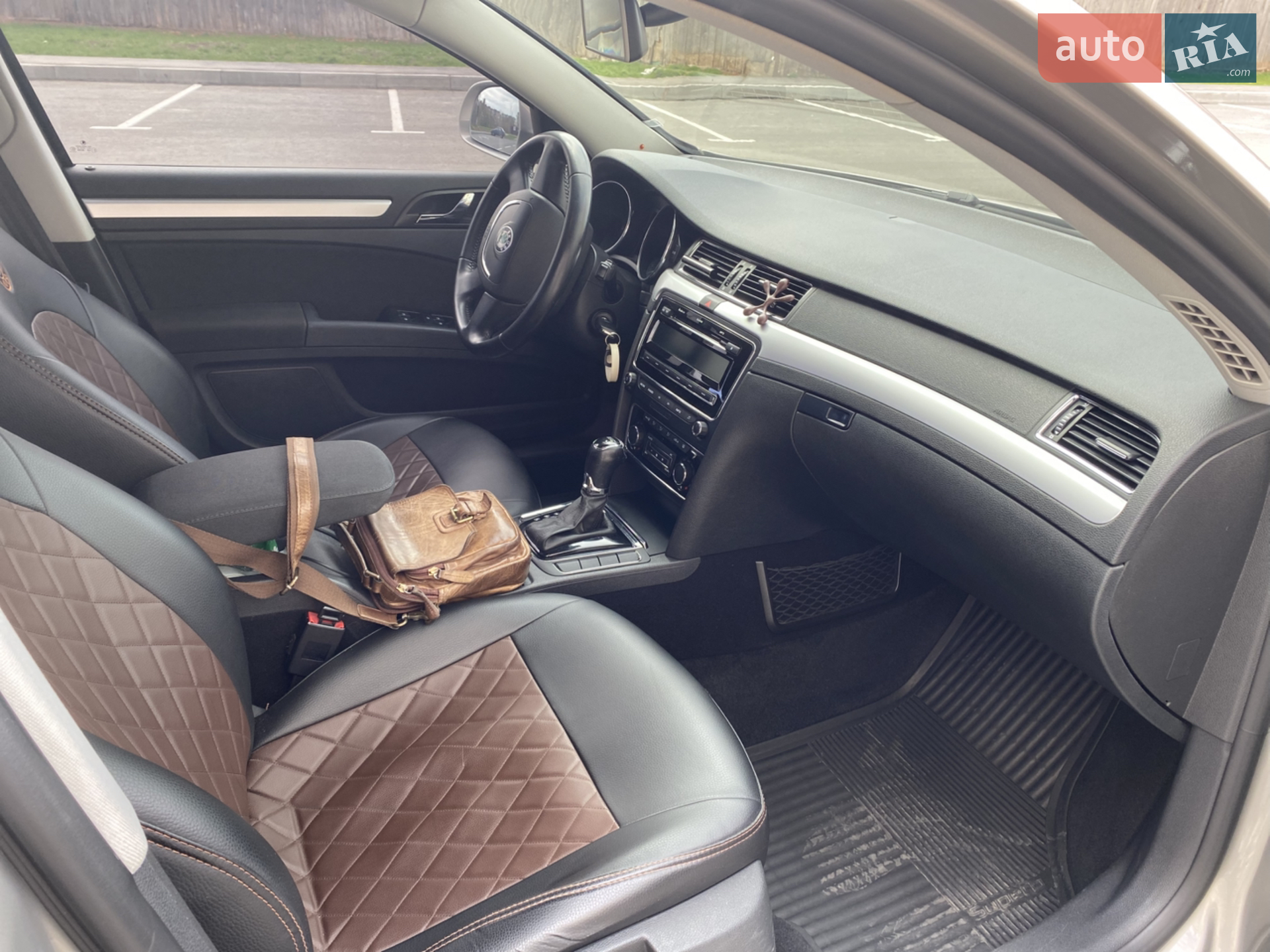 2013 Skoda Superb - мініатюра 21