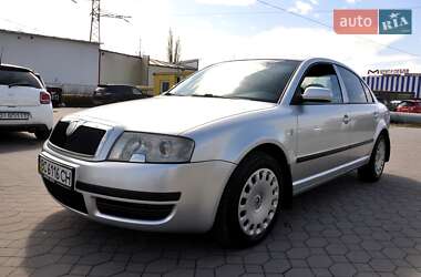 Лифтбек Skoda Superb 2005 в 