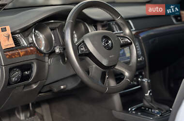 Лифтбек Skoda Superb 2013 в 