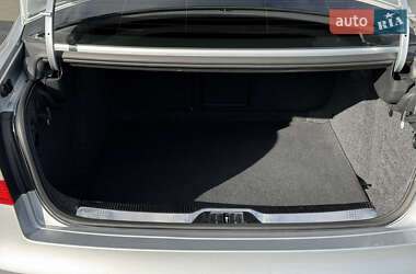 Лифтбек Skoda Superb 2013 в 