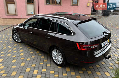 Универсал Skoda Superb 2019 в 
