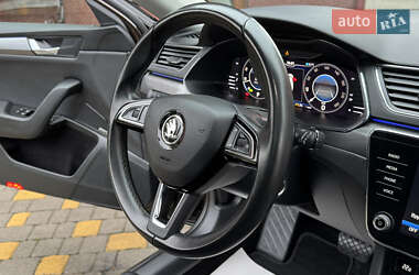 Универсал Skoda Superb 2019 в 