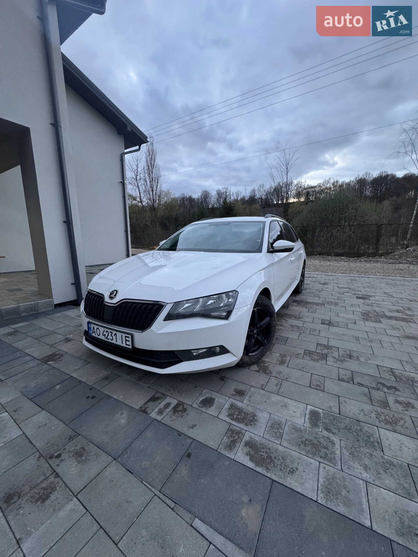 2019 Skoda Superb - фото 1