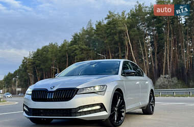 Лифтбек Skoda Superb 2020 в 