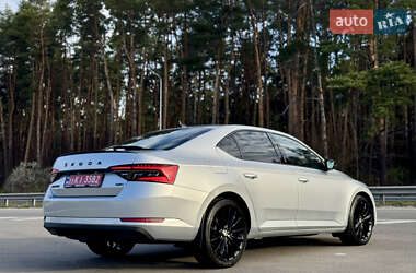 Лифтбек Skoda Superb 2020 в 