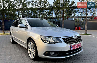 Универсал Skoda Superb 2014 в 
