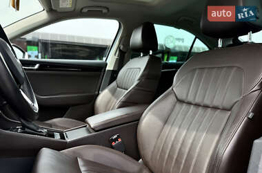 Лифтбек Skoda Superb 2016 в 