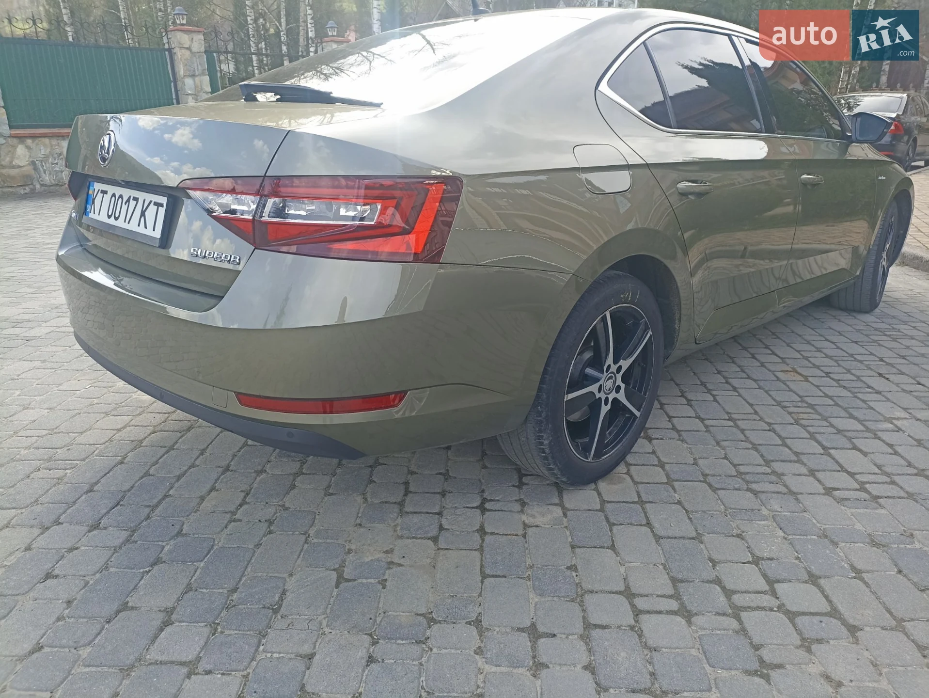 2016 Skoda Superb - мініатюра 16