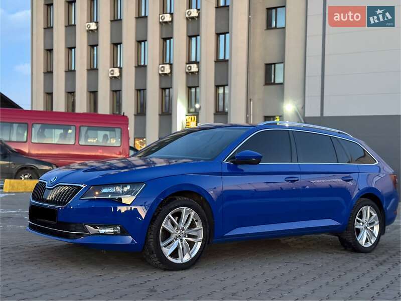 Універсал Skoda Superb 2019 в Івано-Франківську