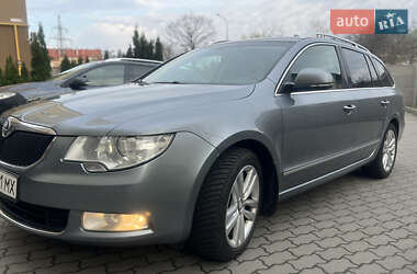 Универсал Skoda Superb 2012 в 