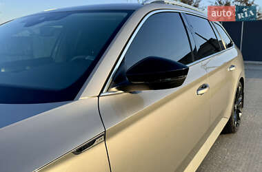 Универсал Skoda Superb 2018 в 