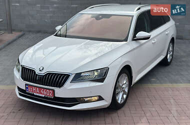 Универсал Skoda Superb 2018 в 