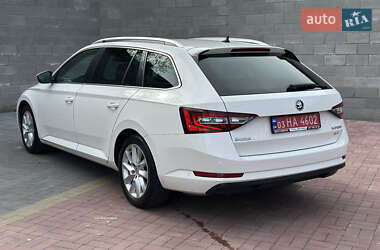Универсал Skoda Superb 2018 в 