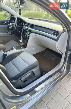 Лифтбек Skoda Superb 2008 в 