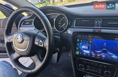 Лифтбек Skoda Superb 2010 в 