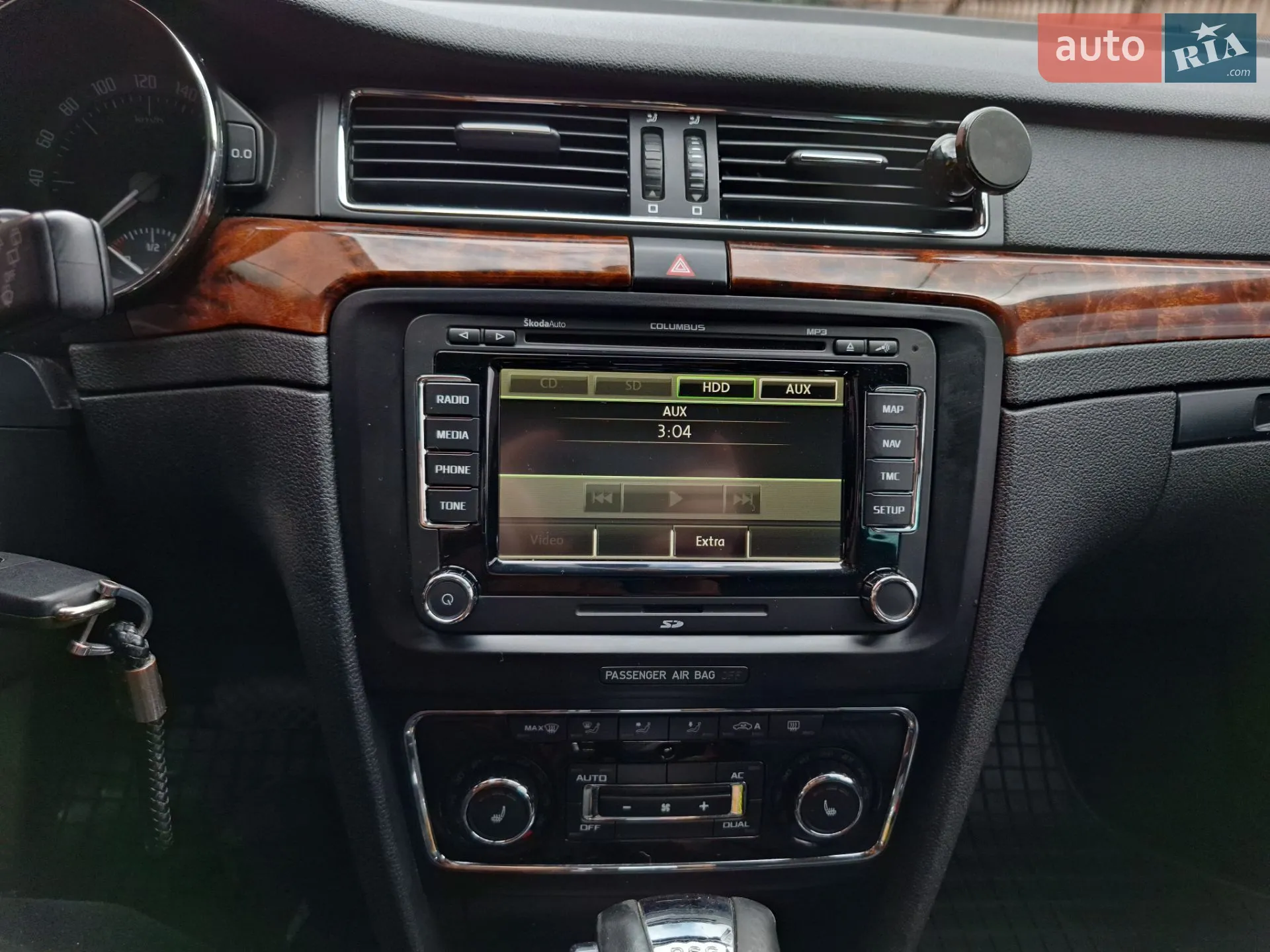 2010 Skoda Superb - мініатюра 15