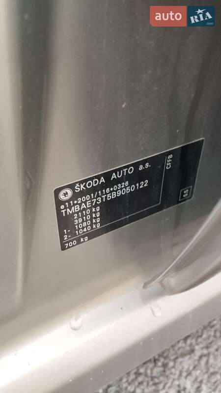 Лифтбек Skoda Superb 2011 в Львове