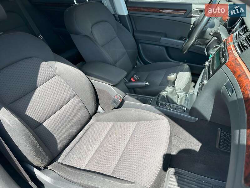 Лифтбек Skoda Superb 2013 в Одессе