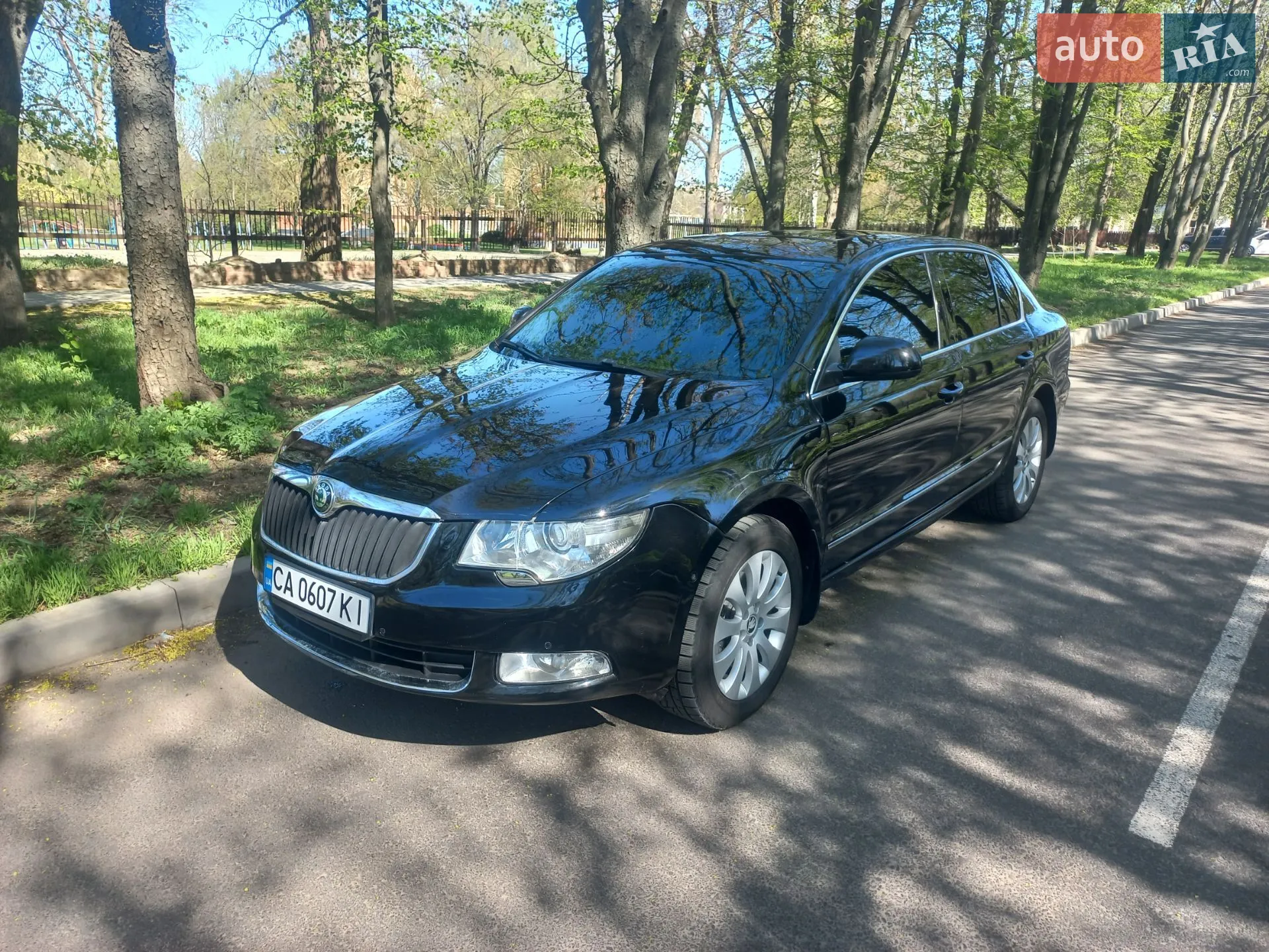 2010 Skoda Superb - фото 1