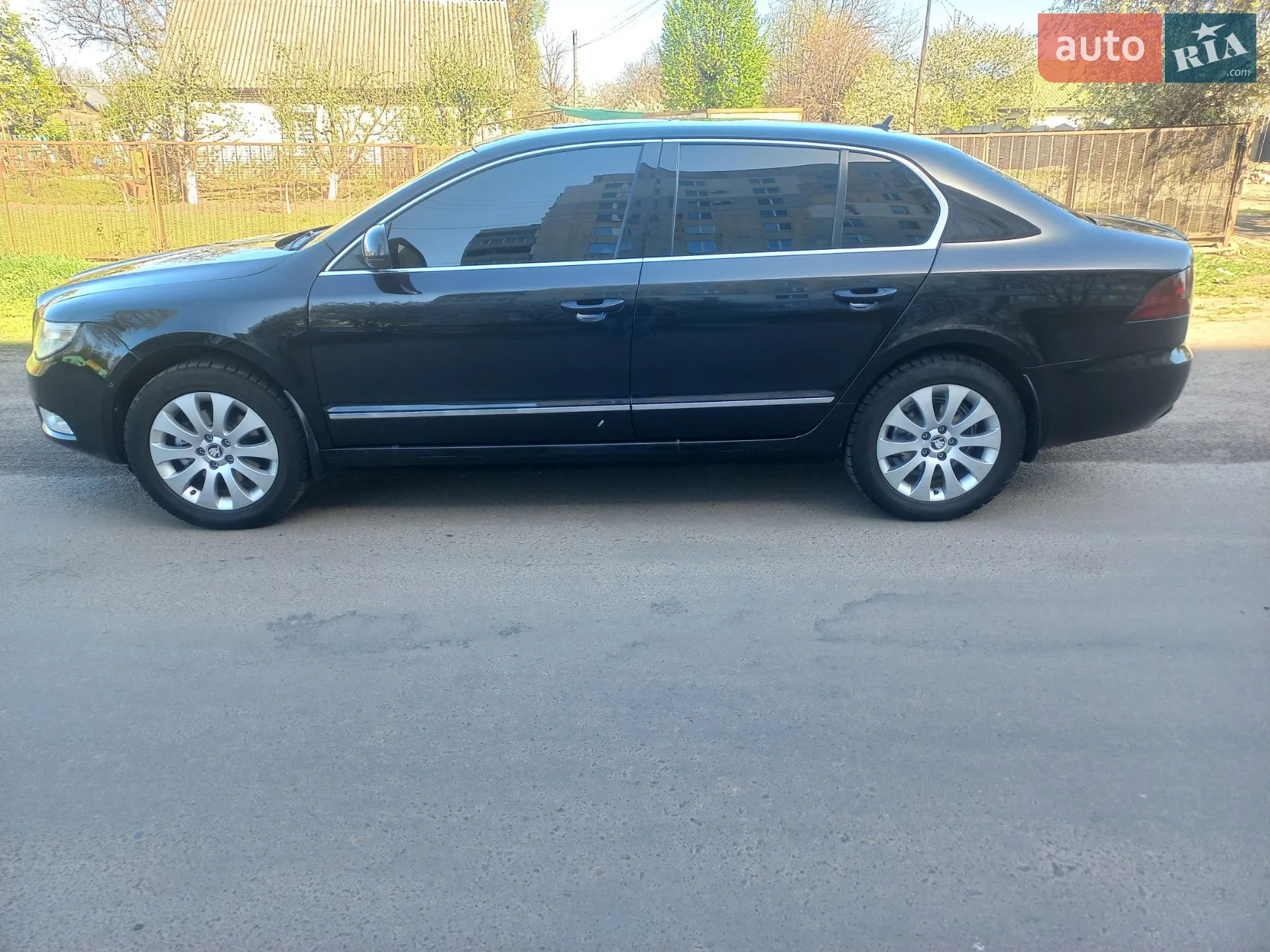 2010 Skoda Superb - мініатюра 17