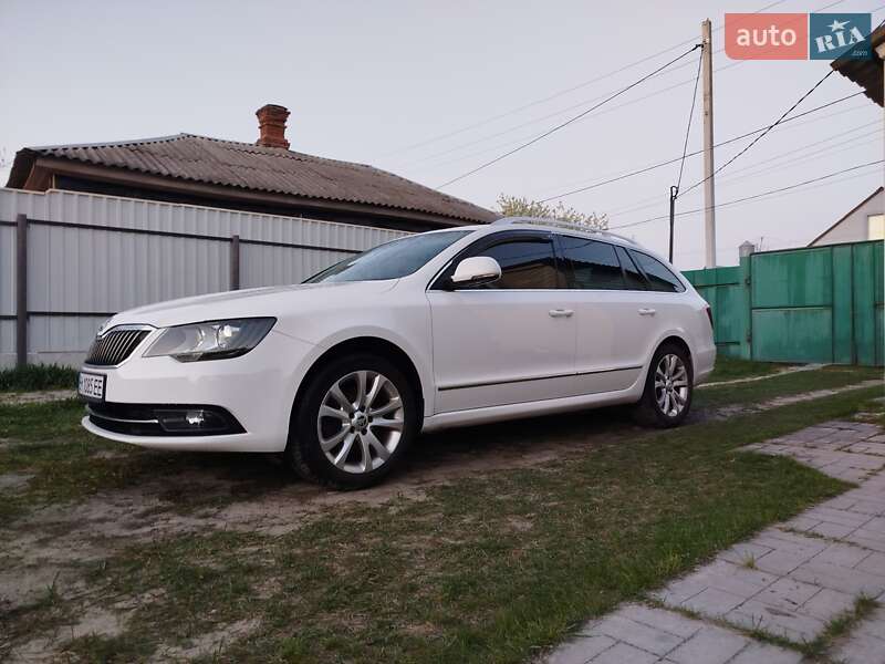 Універсал Skoda Superb 2014 в Охтирці