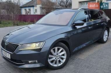 Универсал Skoda Superb 2017 в 