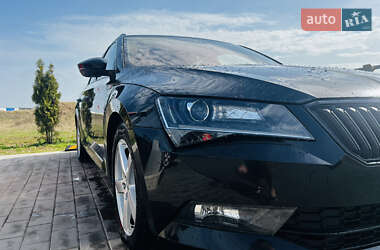 Универсал Skoda Superb 2018 в 