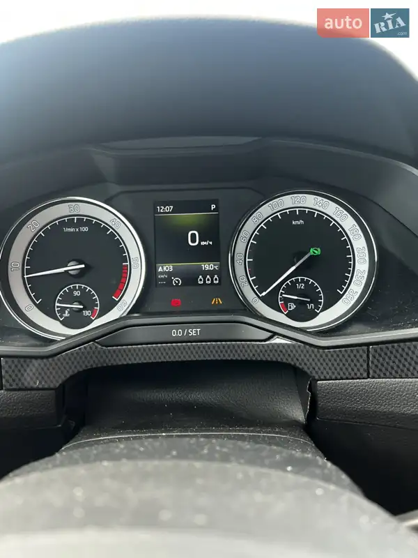Skoda Superb 2018 VIN TMBLJ7NP9J7562819 фото оголошення 26 з 75