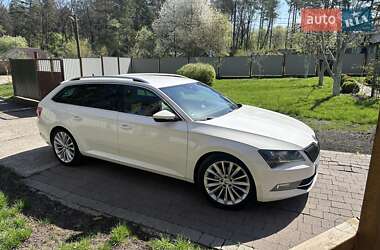 Универсал Skoda Superb 2019 в 