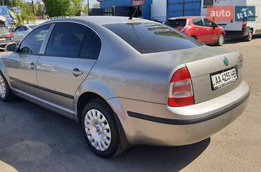 Лифтбек Skoda Superb 2007 в 