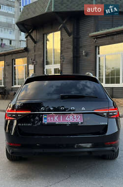 Універсал Skoda Superb 2020 в 