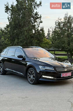Універсал Skoda Superb 2020 в 