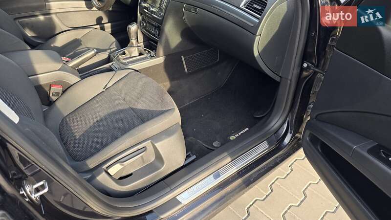 Ліфтбек Skoda Superb 2011 в Луцьку фото 18 Ліфтбек Skoda Superb 2011 в Луцьку