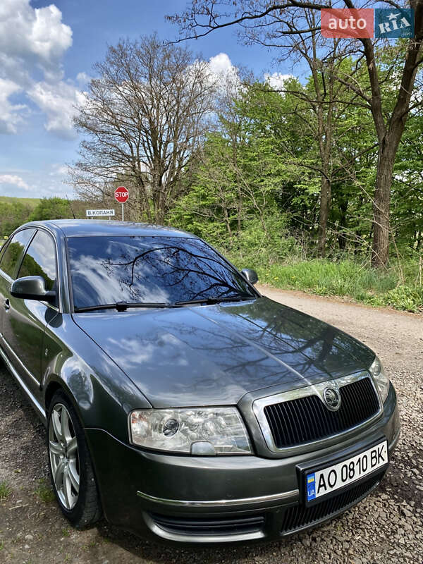 Лифтбек Skoda Superb 2007 в 